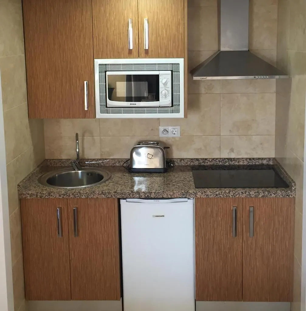 Apartahotel Chinasol Con Parking Y Desayuno Almuñécar 0*,  Hiszpania